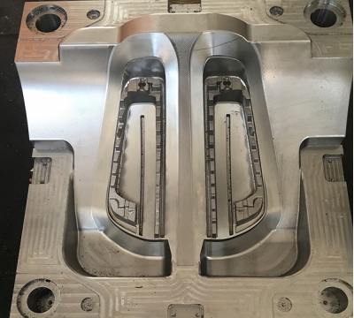 汽車(chē)尾燈模具有多難？從透光外觀(guān)到量產(chǎn)良率，把關(guān)鍵門(mén)道講透