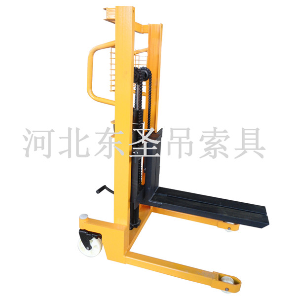 堆高車手動屬于工業車輛,你知道嗎?