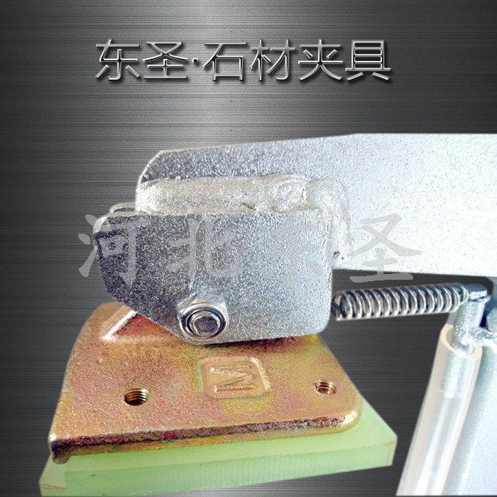 路沿石夾具吊裝路沿石施工現場圖片展示--河北東圣吊索具制造有限公司
